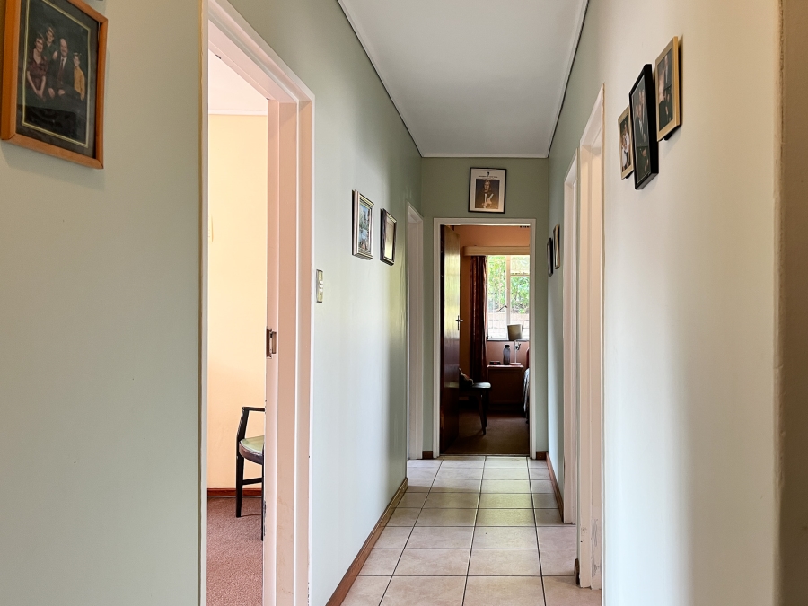 4 Bedroom Property for Sale in Kenridge Western Cape